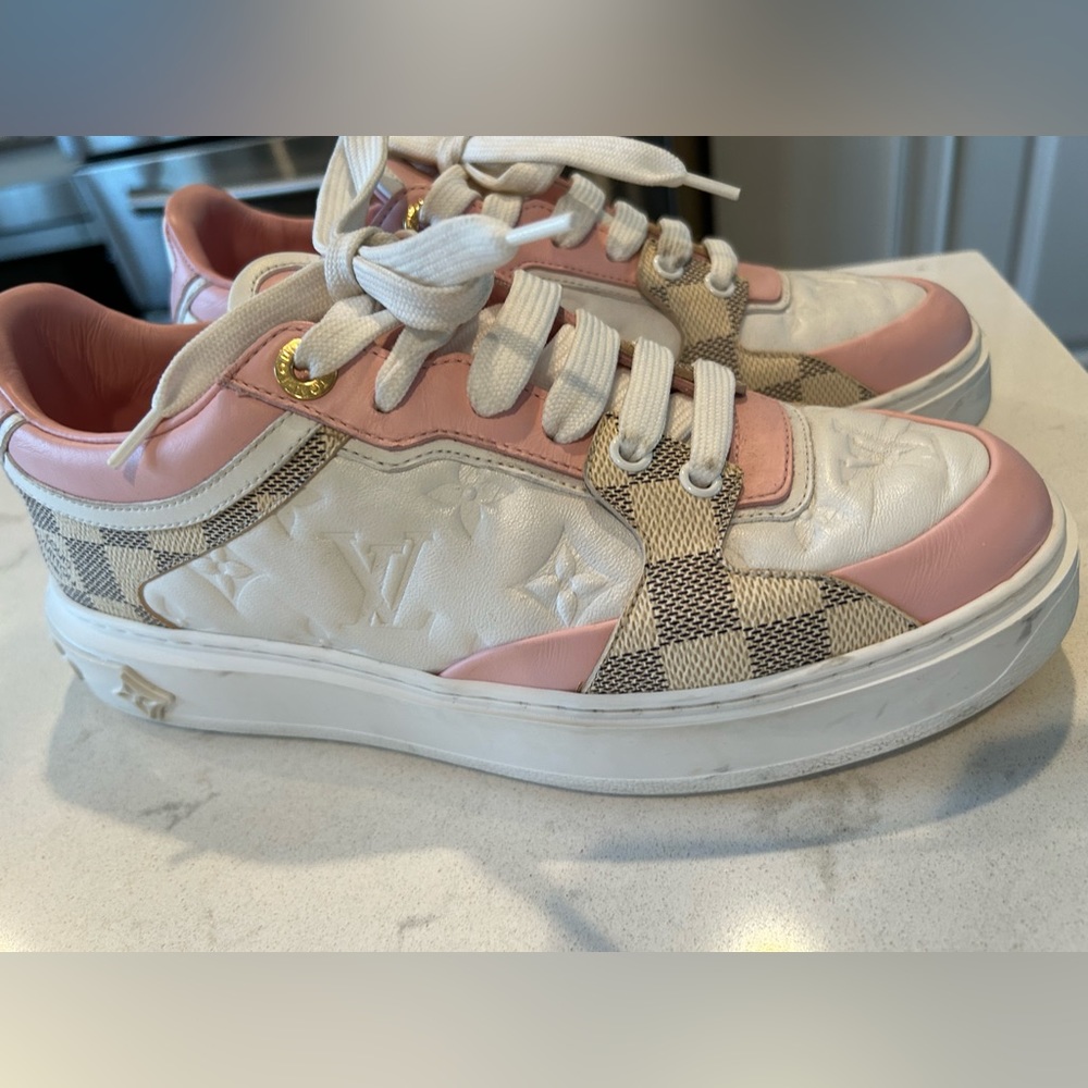 Louis Vuitton women’s shoes. Pink and white. Mint condition.